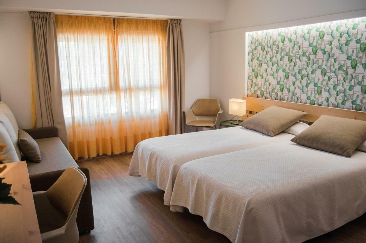 Yola Hotel